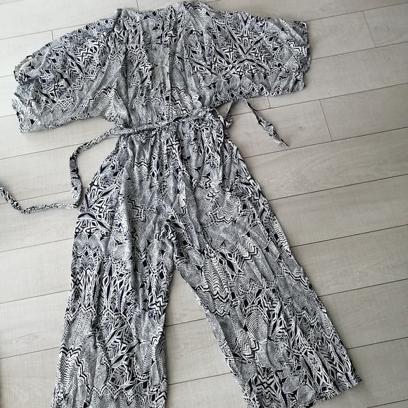 Aakka Kimono Jumpsuit, light silky - Picture 2 of 2